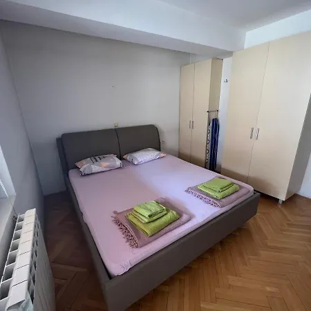 Centar Luxory Apartmans سكوبجي